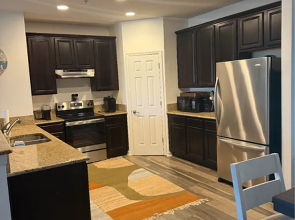 687 Pensacola Ln, Lake Mary, FL 32746