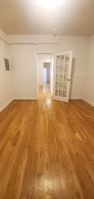 Rented by Manhattan Best Realty, Inc. | media 5