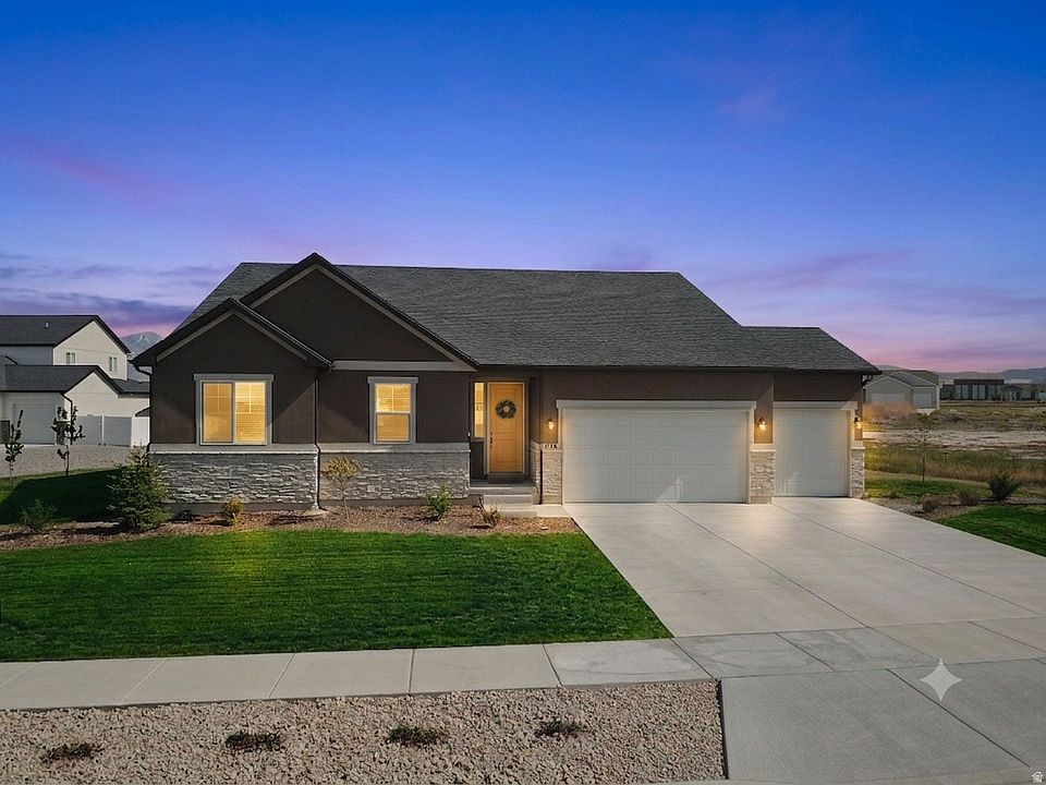 1st image of 635 S Chan Dr E