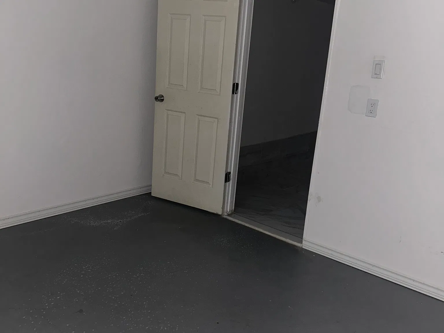 4 bed, 1097 sqft, $1,500 — Photo 1