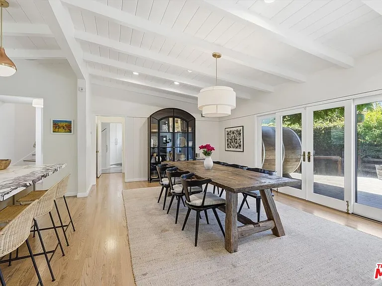 3240 Tilden Ave — Photo 20