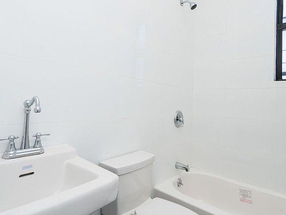 2nd image of 3020 Avenue D APT 3C