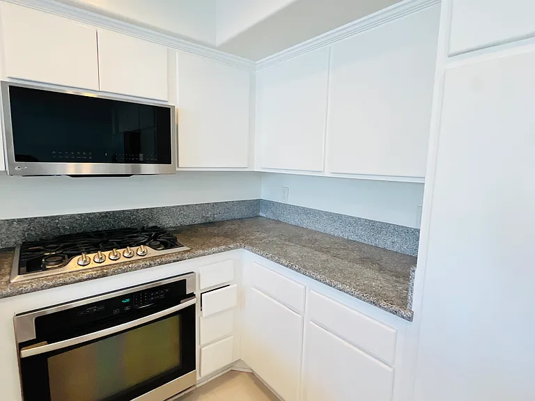 200 Pacific Coast Hwy #208 — Photo 13