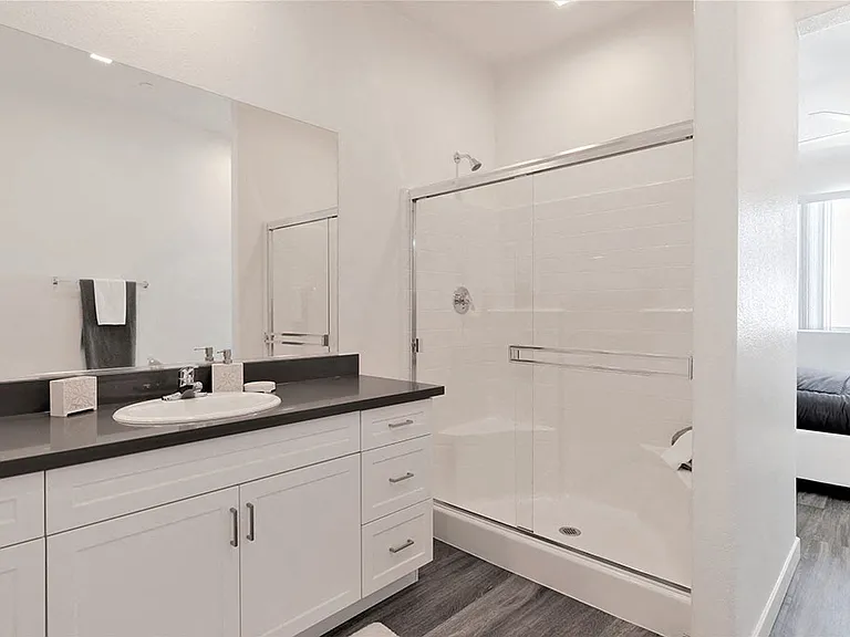 The Alowyn Homes at Centennial — Photo 18