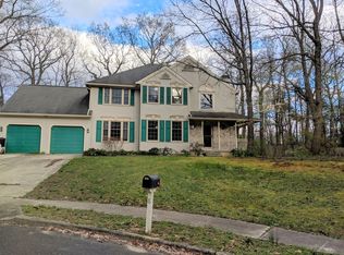 8 Goats Hill Rd, Sicklerville, NJ 08081