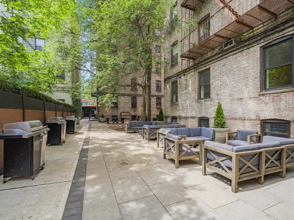 58 Avenue A image 8 of 8