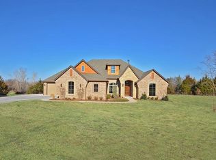 7150 Summit Oak Dr, Edmond, OK 73034