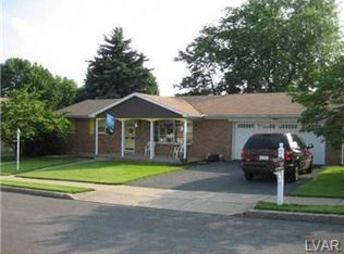 3244 Center Rd, Northampton, PA 18067