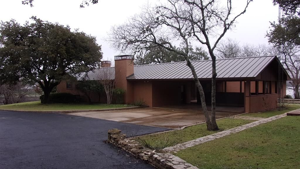 610 Kendalia Rd, Blanco, TX 78606 Zillow