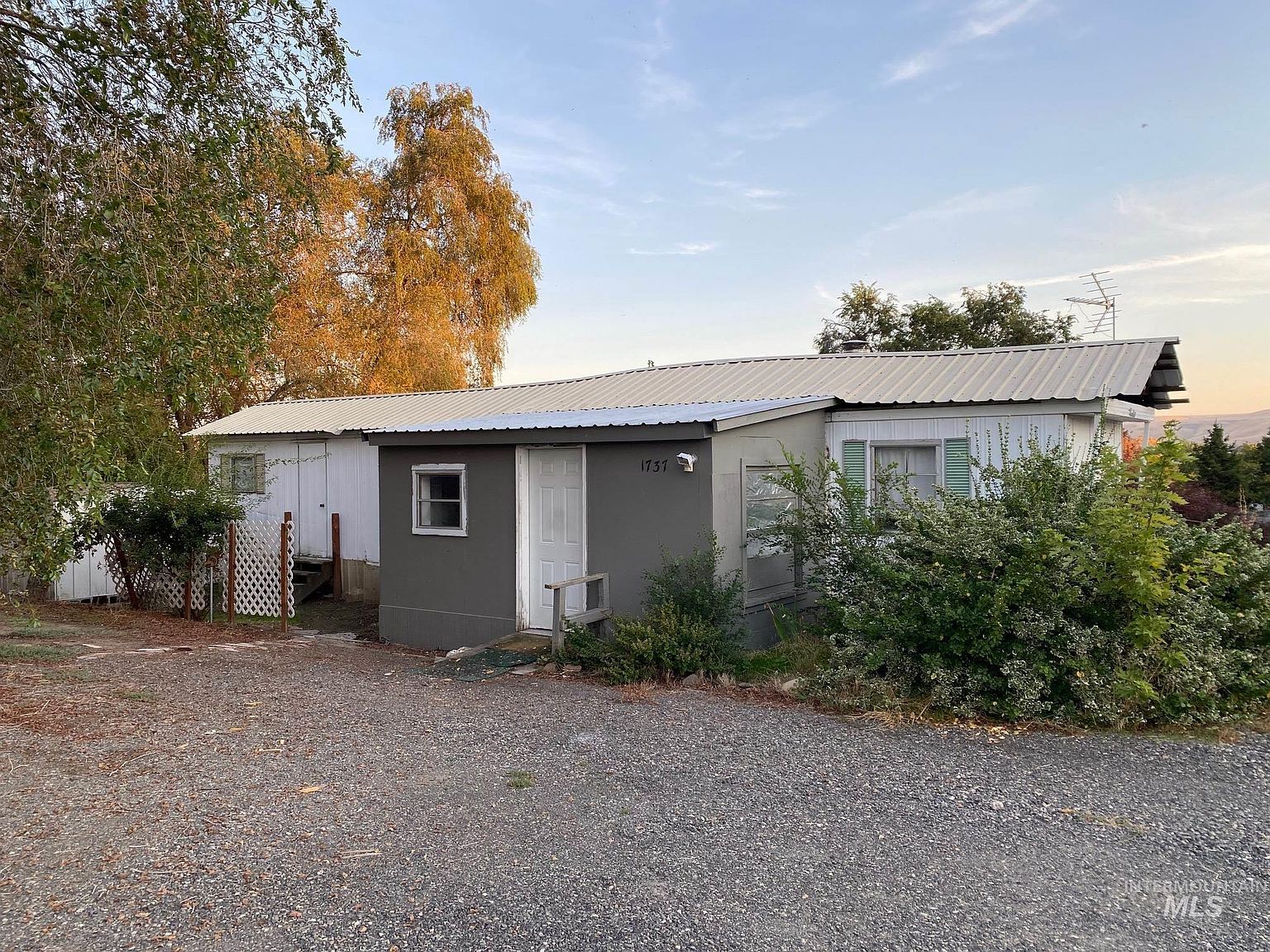 1737 6th Ave, Clarkston, WA 99403 | MLS #98860191 | Zillow