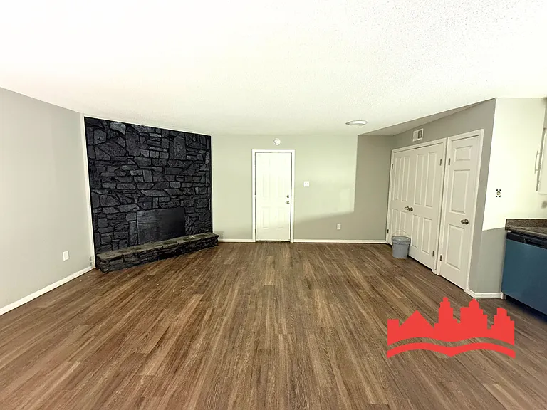 5636 Maple Tree Dr — Photo 5