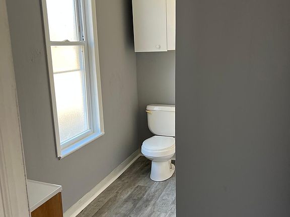 3rd image of 411 W McClure Ave