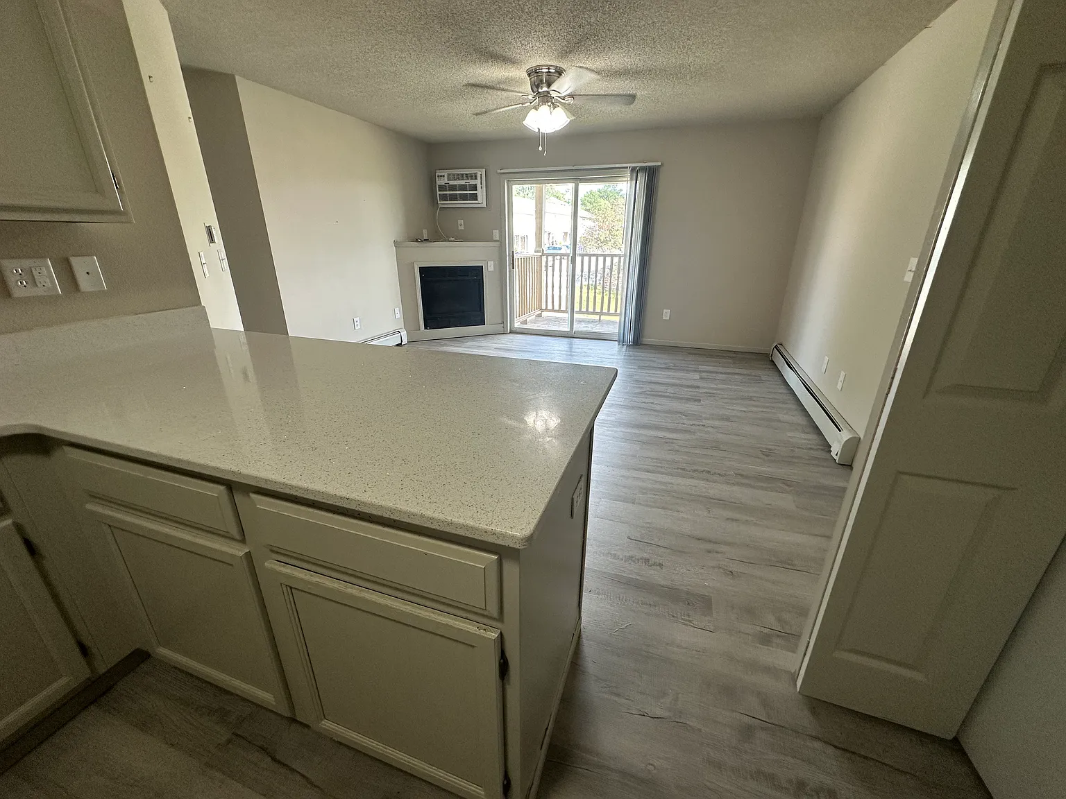 2 bed, 789 sqft, $1,150 — Photo 4