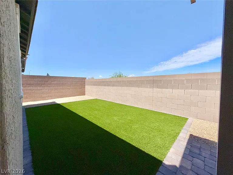 728 Wild Highlands Ln — Photo 11