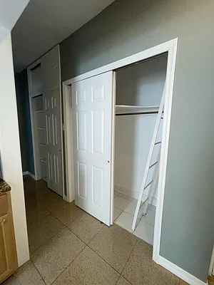 Rented by DeSimone Real Estate | media 8