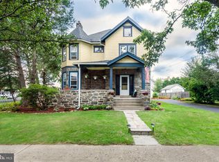 1204 Edgewood Rd, Havertown, PA 19083