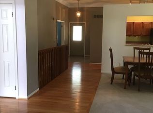 790 Promontory Dr #1, Milford, MI