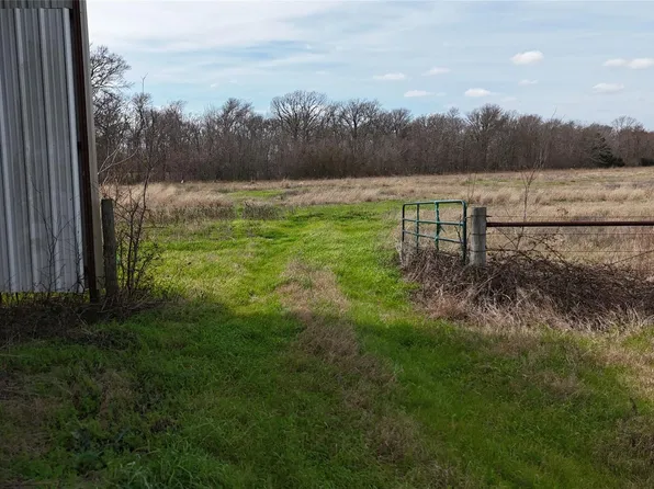 9300 County Road 420, Navasota, TX 77868
