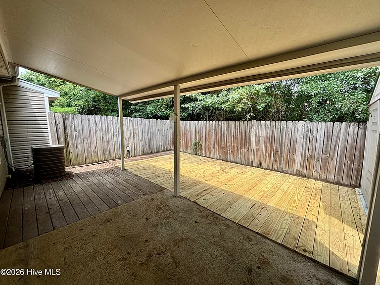 2195 Bridgeton Rd — Photo 12