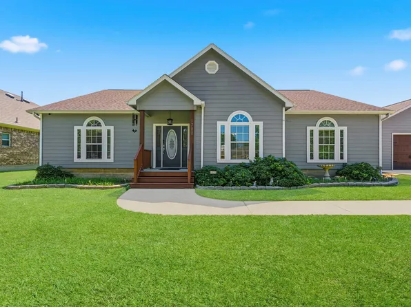 1320 Oregon St, La Porte, TX 77571