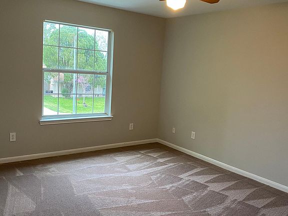 5th image of 3510 Sparrow St APT A