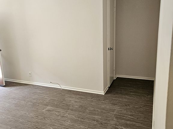 3rd image of 3326 S Canfield Ave APT 2