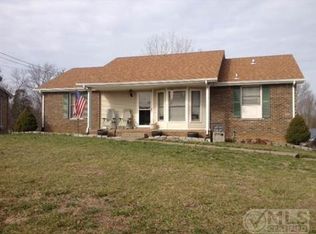 1426 Janet Way Dr, Clarksville, TN