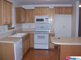 5234 S 49th St, Omaha, NE 68117