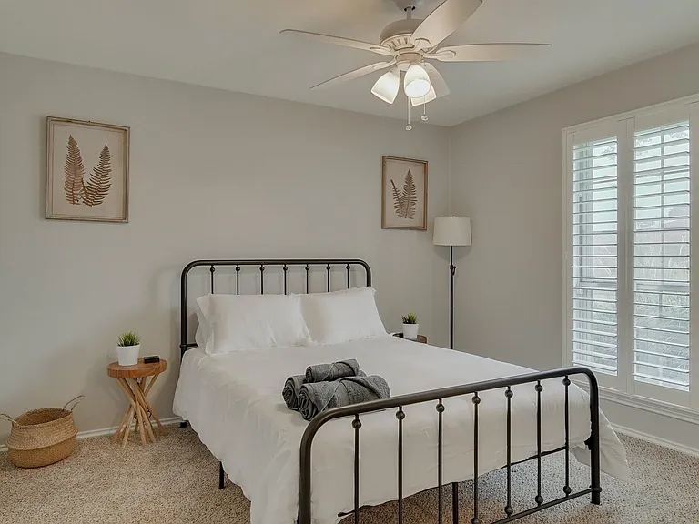 502 Stillmeadow Dr — Photo 24