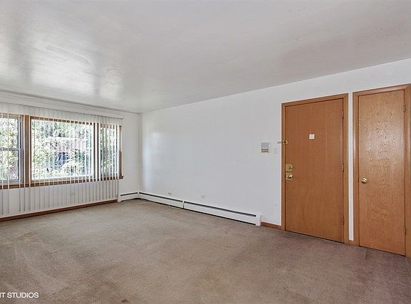 4th image of 3845 Wenonah Ave APT 3