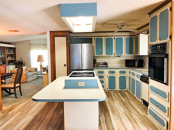 3rd image of 197 Las Palmas Blvd #197