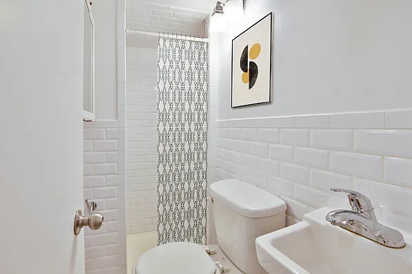 Rented by Platinum Properties | media 16