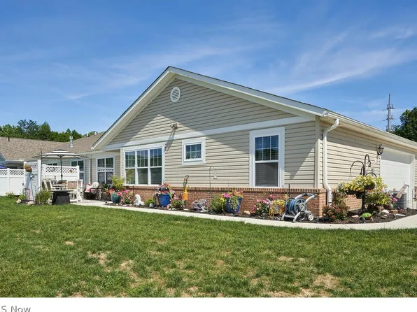 1241 Queen Anne Dr NW, Massillon, OH 44647