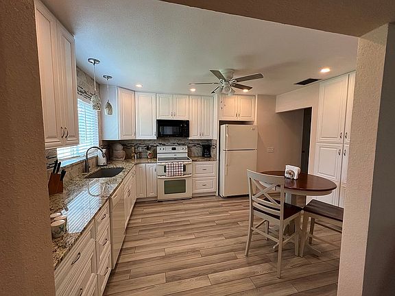 4th image of 607 Bramblewood Ln