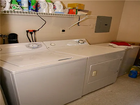 Parkview Commons Apartments, LLC — Photo 17
