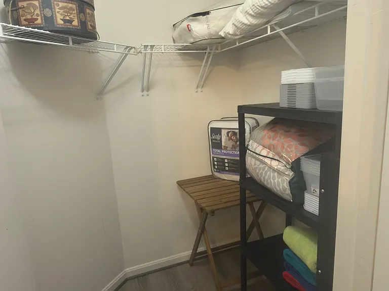 Walk-in Closet