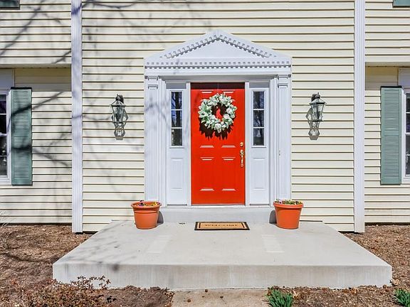 2nd image of 15279 Lochcrest Ct