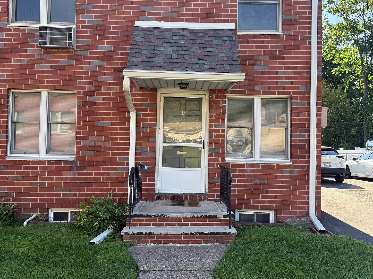 2 bed, 1.5 bath, $3,250 — Photo 1