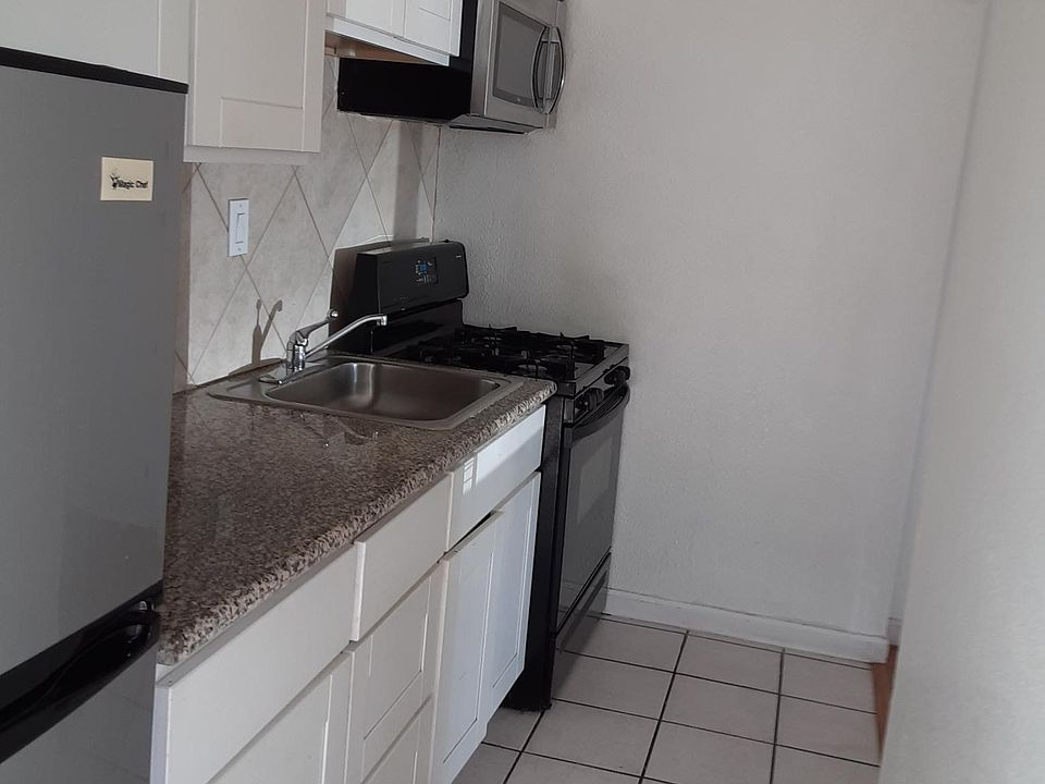 2nd image of 3085 McKee Rd
