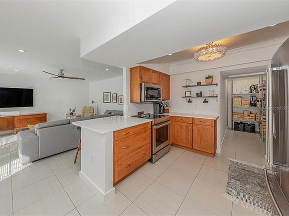 2nd image of 1585 Tarpon Center Dr APT 26