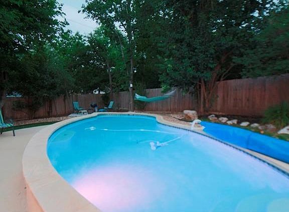 Very big private back yard surrounded with tall trees - Pool, Barbeque Station Pad