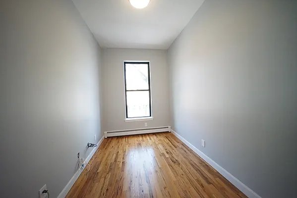 Rented by Compass | media 12