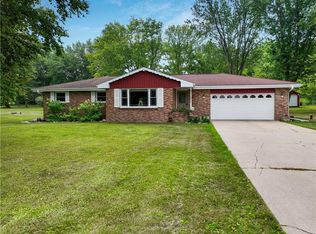 7134 Timber Ridge Ln, Eau Claire, WI 54701