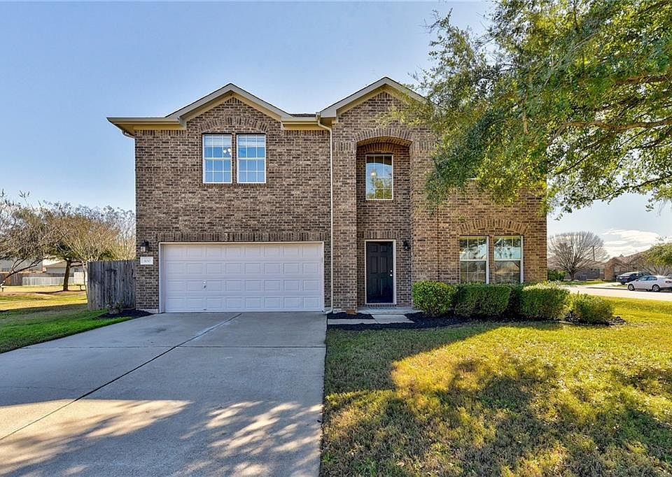 1st image of 100 Campos Dr