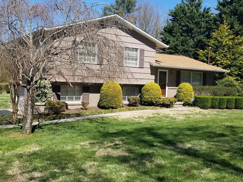 1st image of 9213 Abrams Dr #1