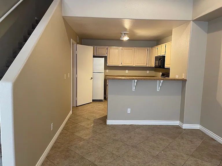 5125 W Reno Ave #2012 — Photo 6