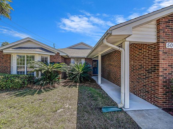 3rd image of 501 Floridian Pl