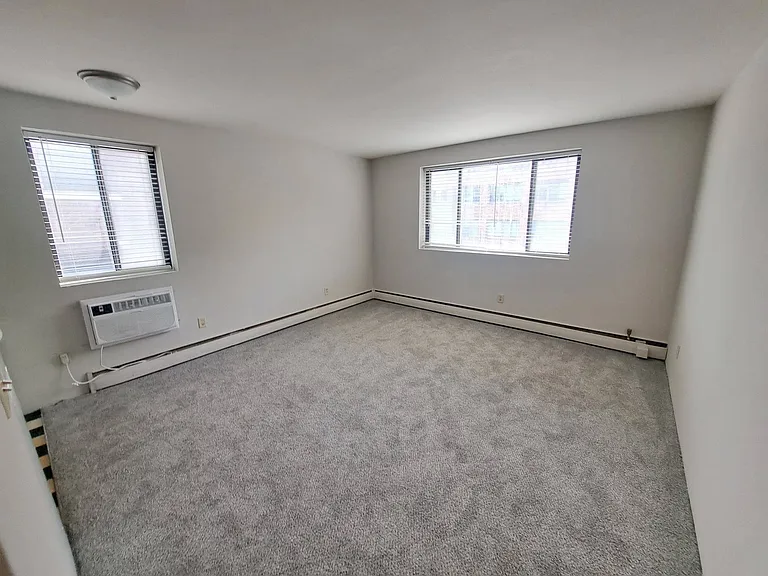 214 Place Apartments — Photo 51