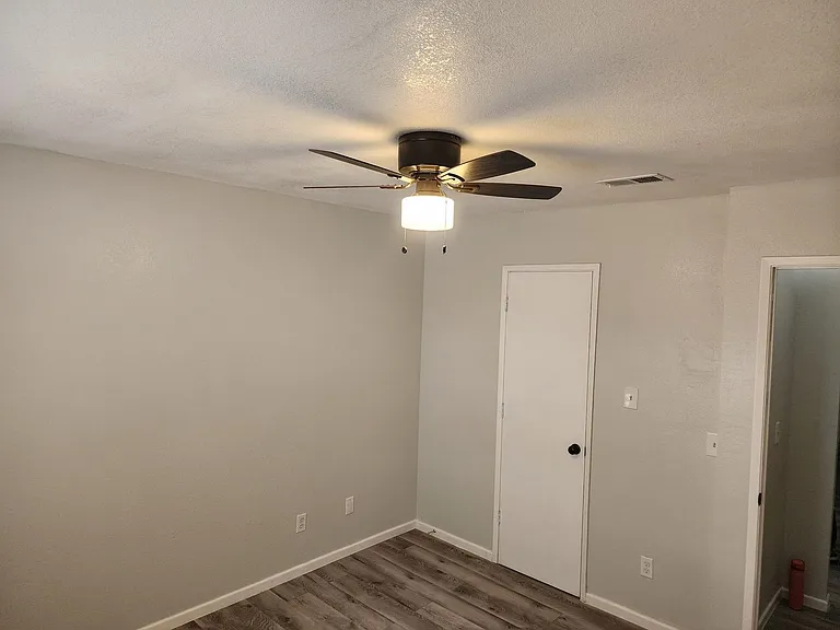 15833 Serrano Rd — Photo 29