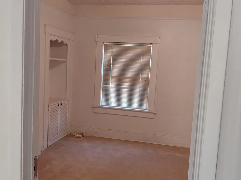 1109 N Luna St — Photo 12